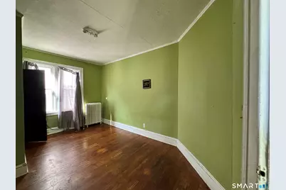 102 Rowe Avenue, Hartford, CT 06106 - Photo 12