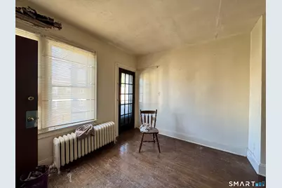 102 Rowe Avenue, Hartford, CT 06106 - Photo 18
