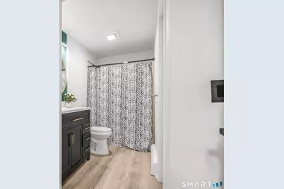 112 Woodbine Street #1st Fl., Naugatuck, CT 06770 - Photo 16