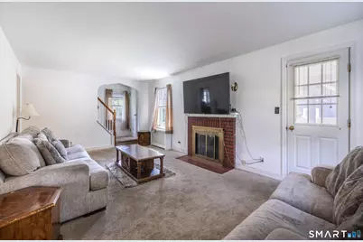 810 Huntington Turnpike, Bridgeport, CT 06610 - Photo 2