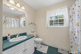 82 Nicole Dr, Naugatuck, CT 06770 - Photo 28