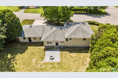 27 Sycamore Road, Norwich, CT 06360 - Photo 4