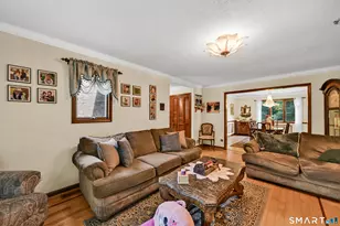 555 Davis St, Watertown, CT 06779 - Photo 6