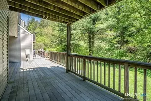 38 Library Ln, Simsbury, CT 06070 - Photo 14