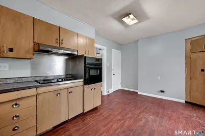 25 Hartford Avenue, Enfield, CT 06082 - Photo 26