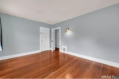 25 Hartford Avenue, Enfield, CT 06082 - Photo 20