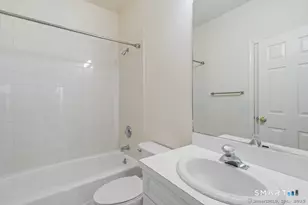 2435 Bedford St, Stamford, CT 06905 - Photo 8