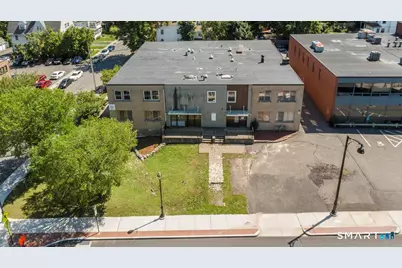 621 Farmington Avenue, Hartford, CT 06105 - Photo 2