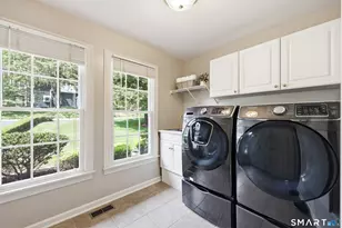 40 Purtill St, Glastonbury, CT 06073 - Photo 20