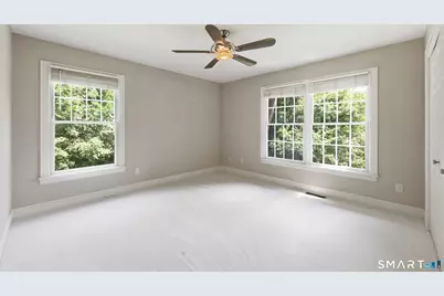 40 Purtill Street, Glastonbury, CT 06073 - Photo 16