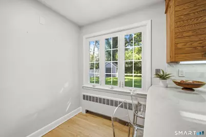 36 Miamis Road, West Hartford, CT 06117 - Photo 10
