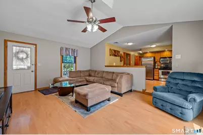 9 Kelly Drive, Enfield, CT 06082 - Photo 10
