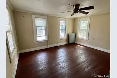 240 Crystal Avenue, New London, CT 06320 - Photo 16