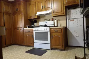 112 Putnam St, Bristol, CT 06010 - Photo 4