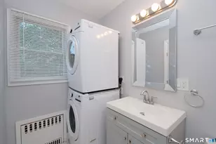 16 Fowler St, Stamford, CT 06905 - Photo 12