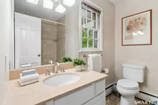 69 Brookhollow Ln, Stamford, CT 06902 - Photo 26