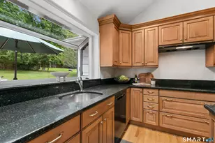 69 Brookhollow Ln, Stamford, CT 06902 - Photo 14