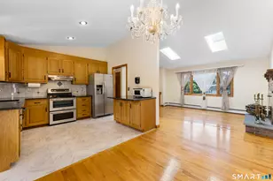 33 Medford St, Bristol, CT 06010 - Photo 16