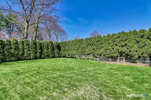 33 Medford St, Bristol, CT 06010 - Photo 8