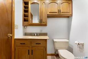 33 Medford St, Bristol, CT 06010 - Photo 22
