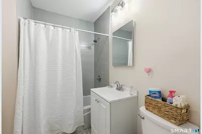 36 Brookline Avenue, Bloomfield, CT 06002 - Photo 24