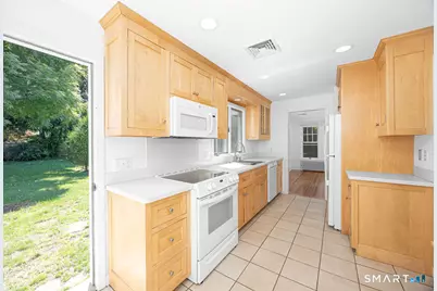 12 Roosevelt Road, Westport, CT 06880 - Photo 6