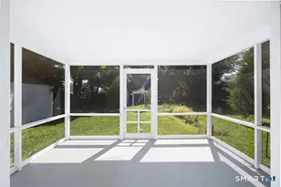 12 Roosevelt Rd, Westport, CT 06880 - Photo 10
