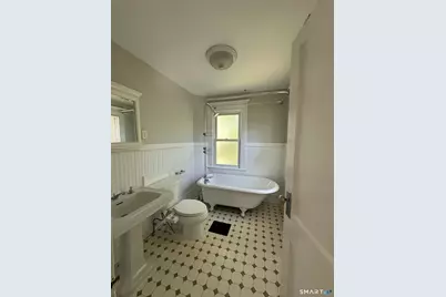 111 Russell Street, Hamden, CT 06517 - Photo 22