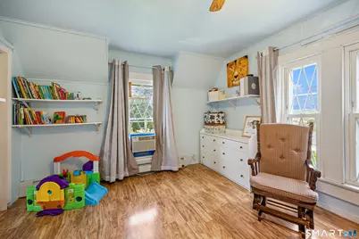 26 Buckingham Street, Bristol, CT 06010 - Photo 20