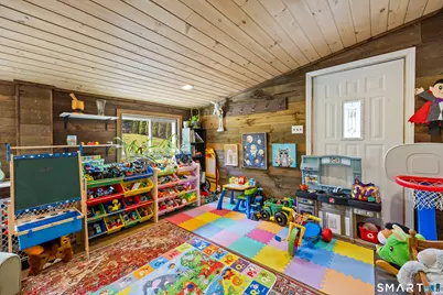 26 Buckingham Street, Bristol, CT 06010 - Photo 18