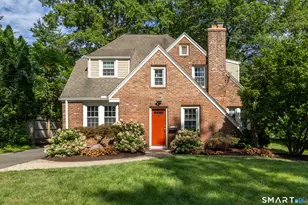 110 Foxcroft Rd, West Hartford, CT 06119 - Photo 1