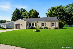 82 Weaver Rd, Manchester, CT 06042 - Photo 4