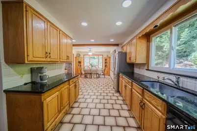 237 Chestnut Hill Road, Stamford, CT 06903 - Photo 16