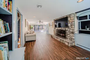 237 Chestnut Hill Rd, Stamford, CT 06903 - Photo 10