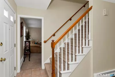 31 Broadleaf Circle, Suffield, CT 06093 - Photo 2