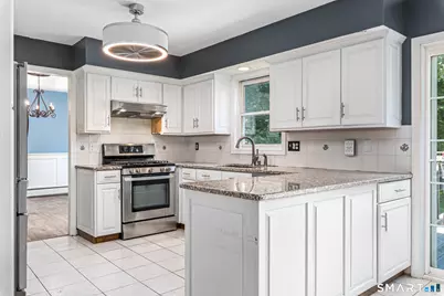 16 Katina Drive, Waterbury, CT 06708 - Photo 8