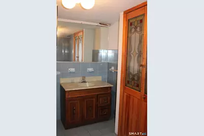 111 Bond Street, Hartford, CT 06114 - Photo 32