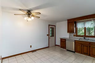 115 Brandegee Ln, Berlin, CT 06037 - Photo 8