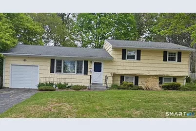 59 Springwood Drive, Trumbull, CT 06611 - Photo 2
