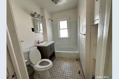 15-17 Beacon Street #2nd floor, Hartford, CT 06105 - Photo 6