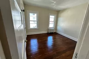 15-17 Beacon St, Hartford, CT 06105 - Photo 1