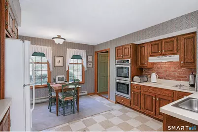 157 Middle River Road, Danbury, CT 06811 - Photo 8