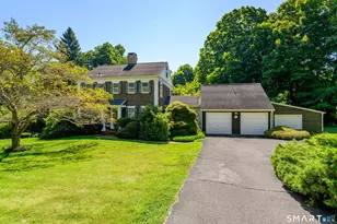 157 Middle River Rd, Danbury, CT 06811 - Photo 2