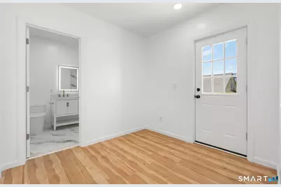 810 Brewster Street, Bridgeport, CT 06605 - Photo 22