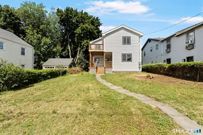810 Brewster Street, Bridgeport, CT 06605 - Photo 4