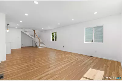 810 Brewster Street, Bridgeport, CT 06605 - Photo 6