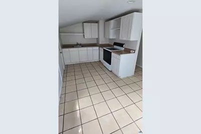 238 Moran Street #fl 2, Waterbury, CT 06704 - Photo 2