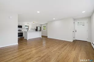62 Kingswood Ln, Wolcott, CT 06716 - Photo 10