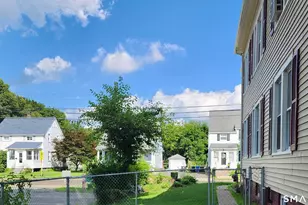 54 N Pearl St, Meriden, CT 06450 - Photo 6