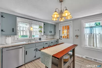 17 Buckingham Road, Mansfield, CT 06250 - Photo 6